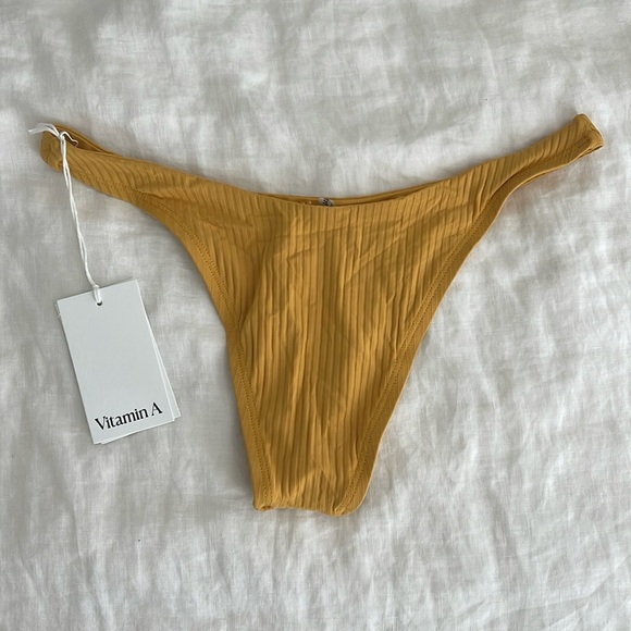Vitamin A Swimwear High Leg Bikini Bottom Size Large (10) NWT - Picture 2 of 4